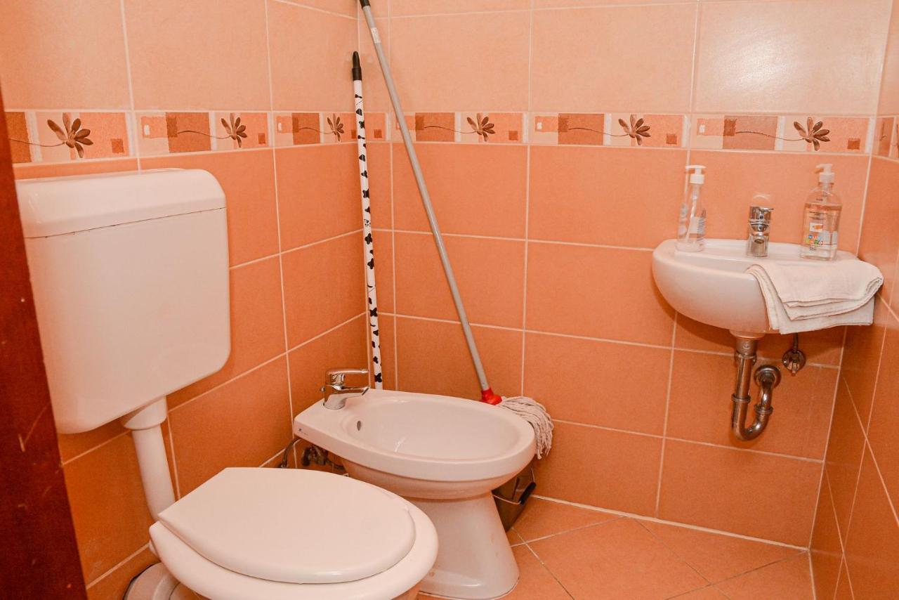 Apartman Otto Hajduszoboszlo Exterior photo