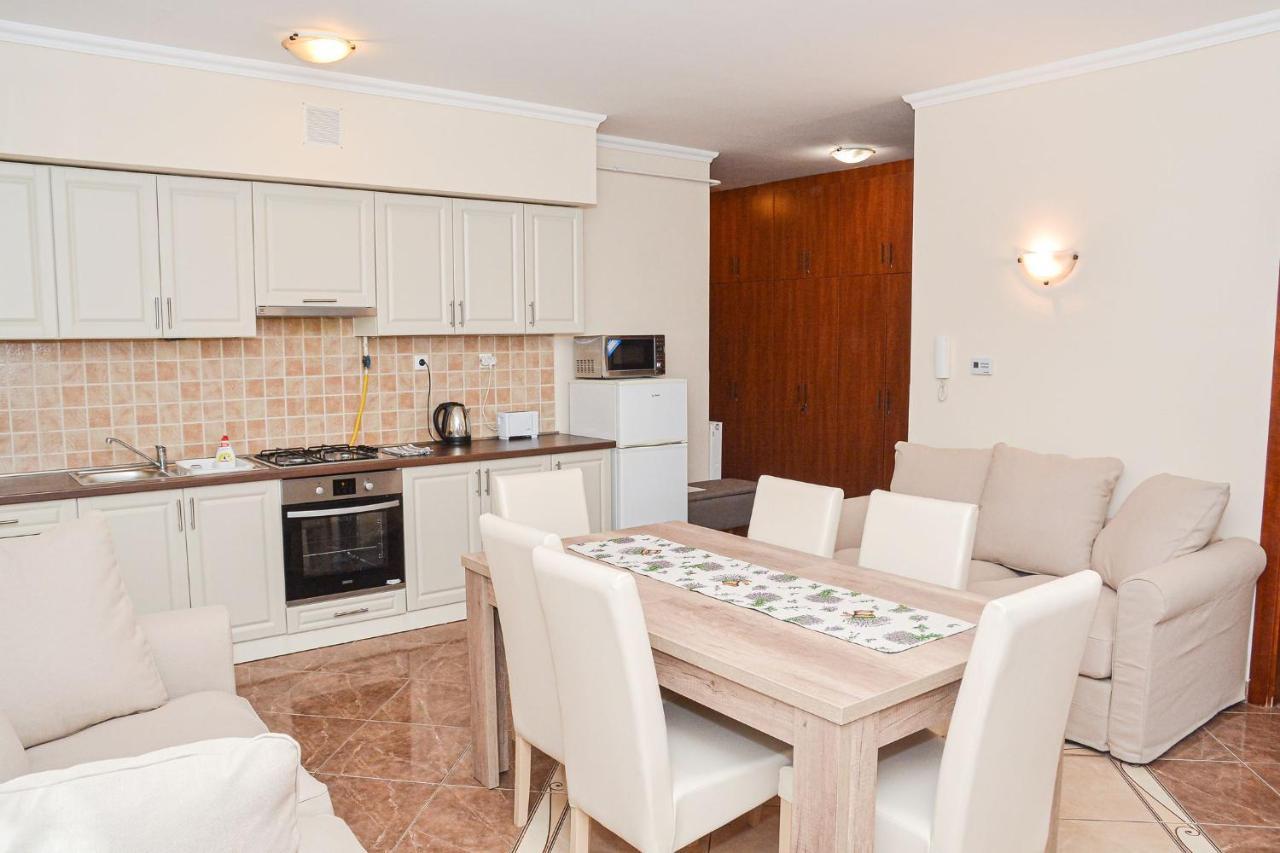 Apartman Otto Hajduszoboszlo Exterior photo
