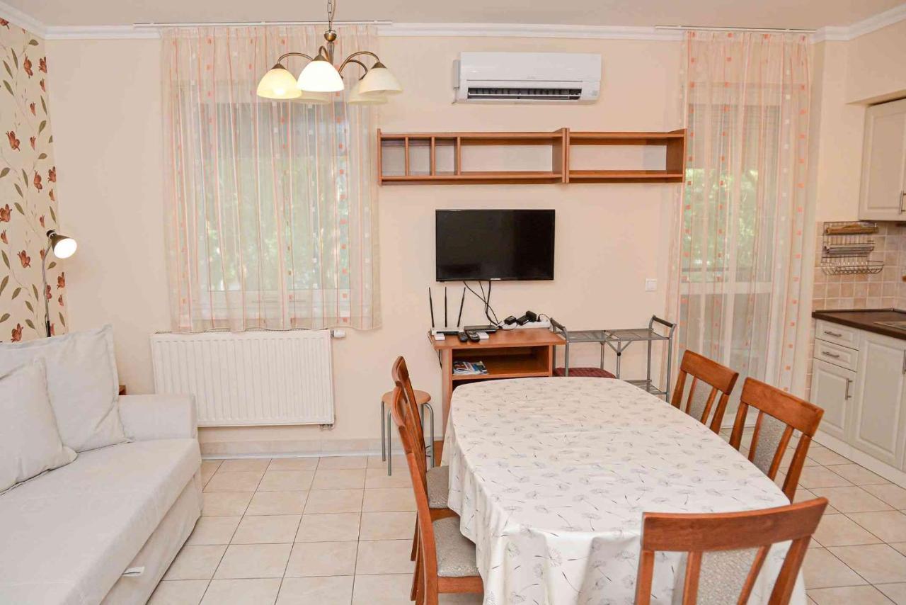 Apartman Otto Hajduszoboszlo Exterior photo