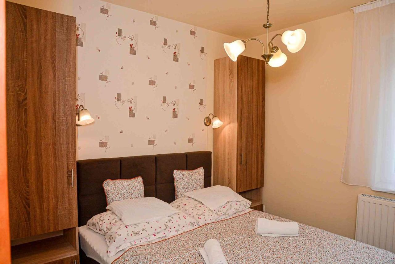 Apartman Otto Hajduszoboszlo Exterior photo